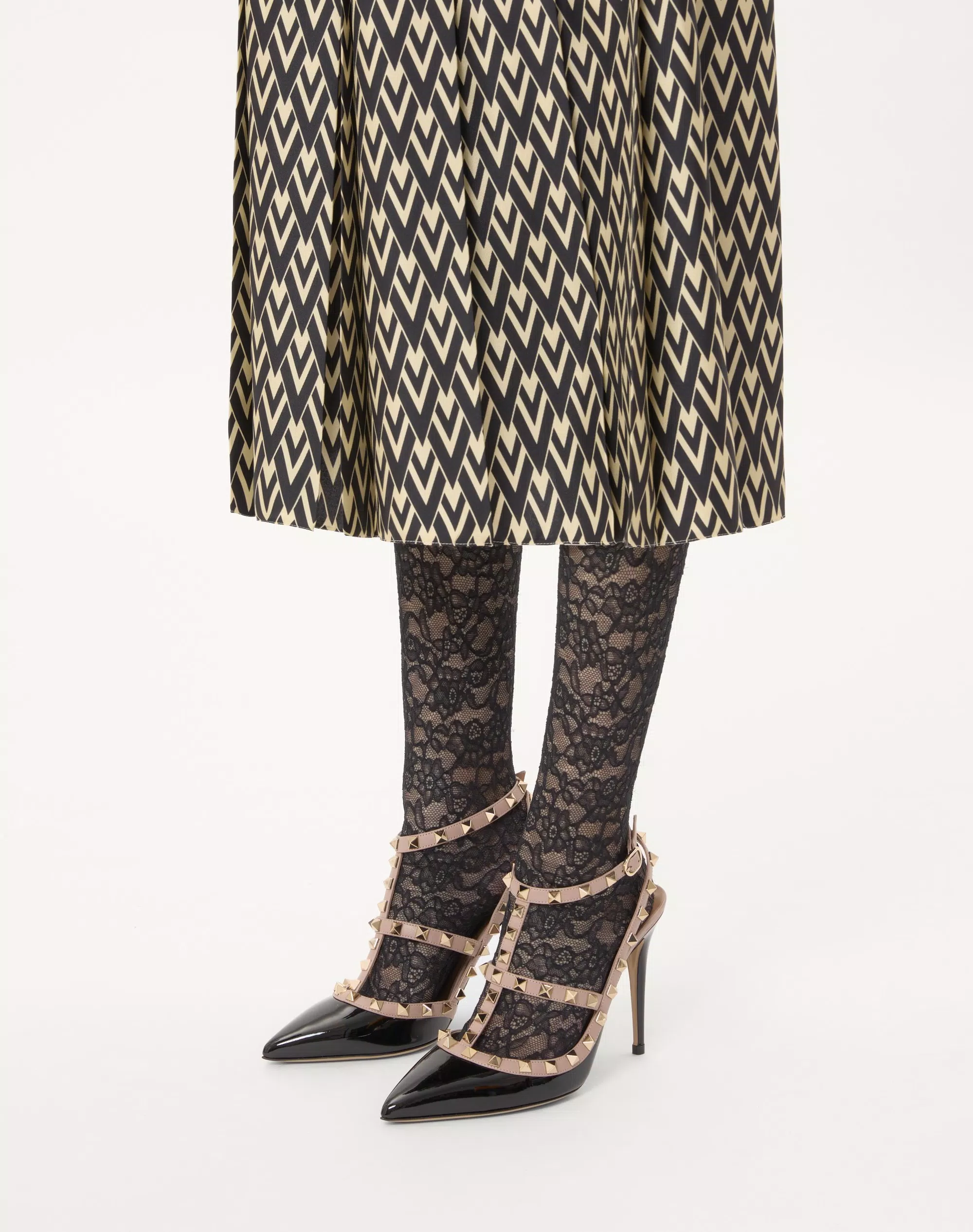 Valentino Patent Rockstud Caged Pump 100Mm - Image 7